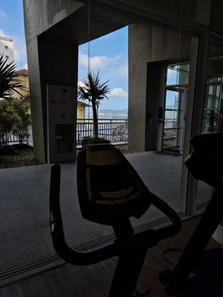 Studio moderno em condomínio de luxo pé na areia, Santos, Brazil