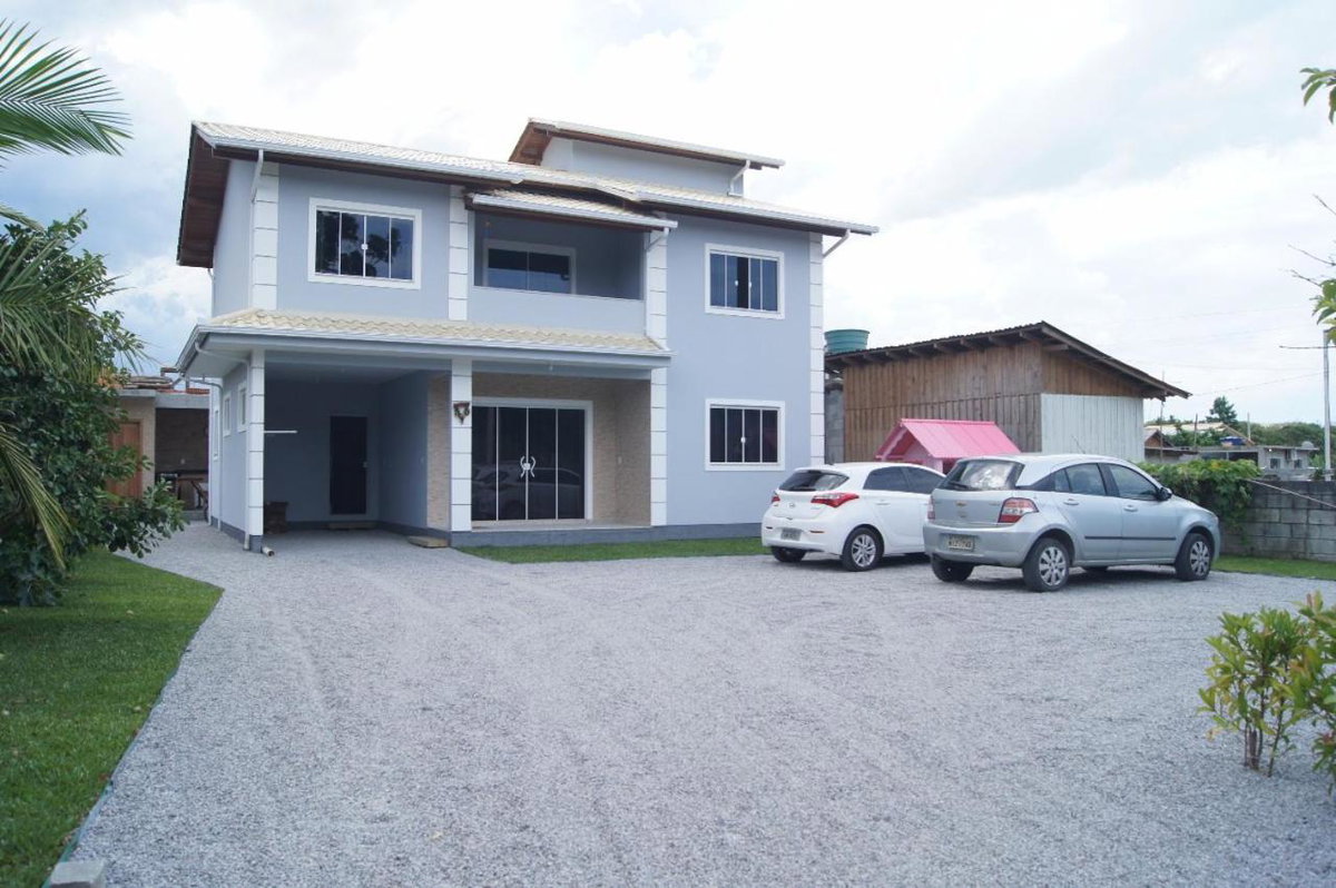 Residencial Pérola - Localizado entre a Pinheira e a Guarda do Embaú, Brazil