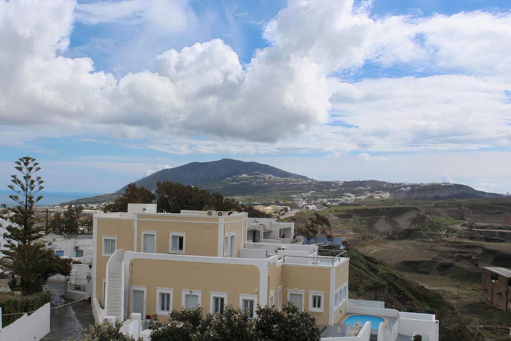 Neoklassiko Koukouli, Greece