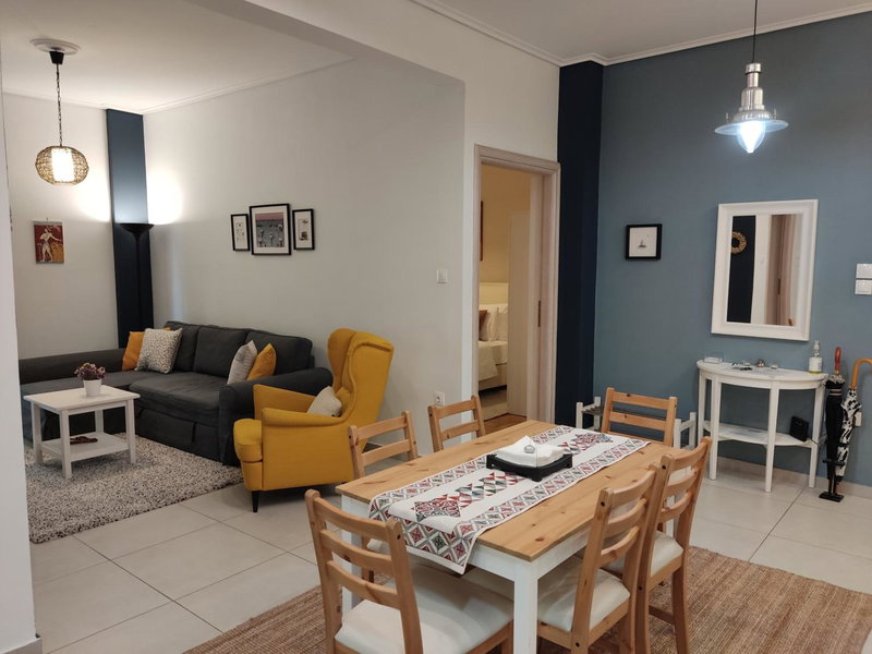 Central & Comfortable, 70m² Apt in Neos Kosmos, Athens, Greece