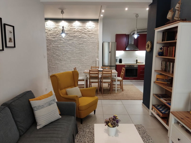 Central & Comfortable, 70m² Apt in Neos Kosmos, Athens, Greece