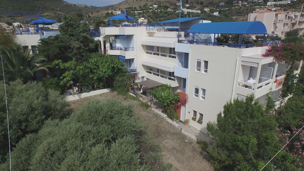 Heliotopos Apartments, Greece