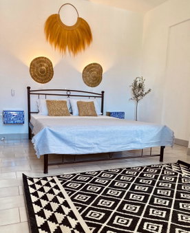 Hokkum Studios, Kokkari, Greece