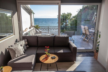 Kalafatis beach home, Itea, Greece