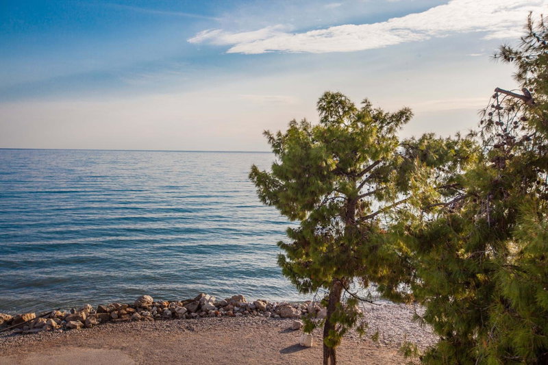 Kalafatis beach home, Itea, Greece
