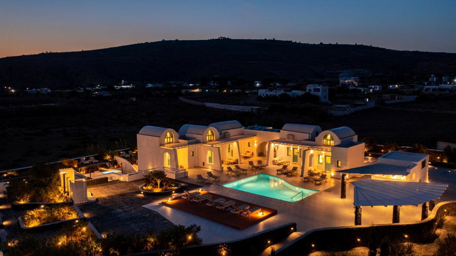 Santa Irina Luxury Sunny Lofts, Perivolos, Greece