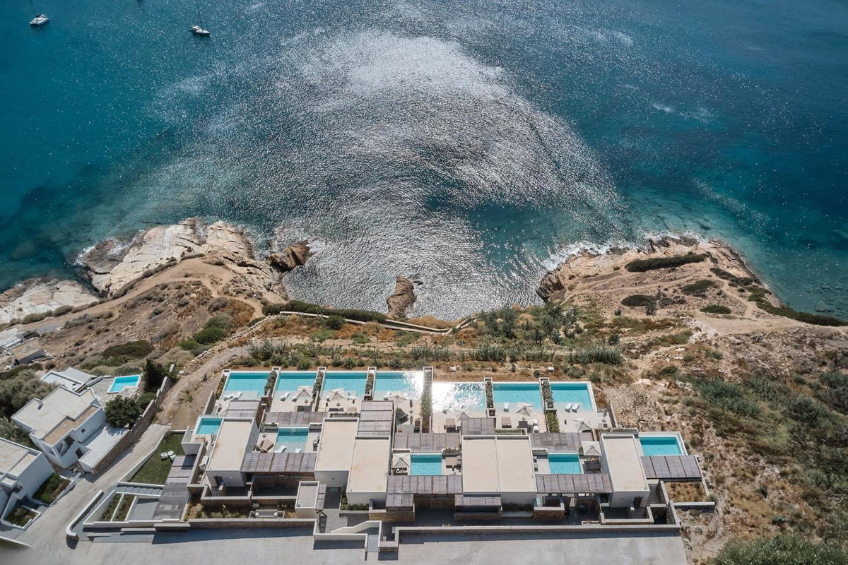 Ios Grand Pool Suites, Greece