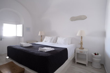 Anemos Cave Suites, Imerovigli, Greece
