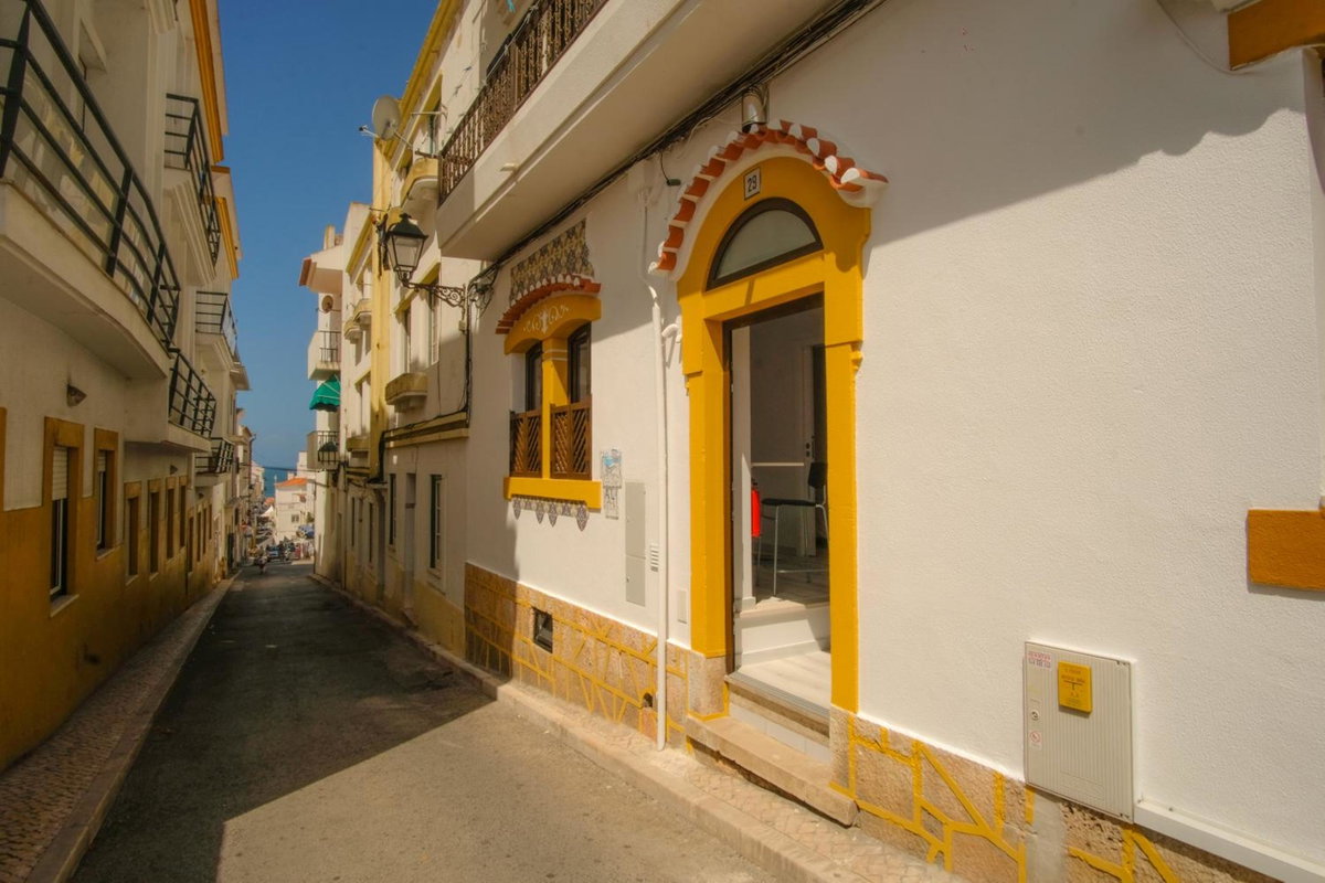 Hotel · Villa Beach, Nazaré