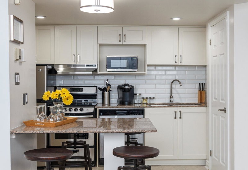 Beautiful Mountain Studio in The Blue Mountains, Blue Mountains, Canada