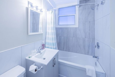 Boutique Suite #3, Blue Mountains, Canada