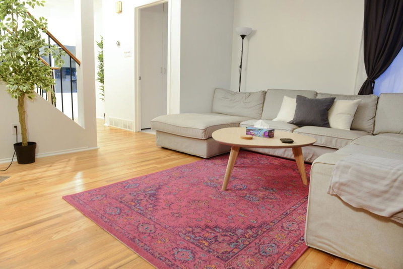 JstLikeHome - Getaway, Ottawa, Canada