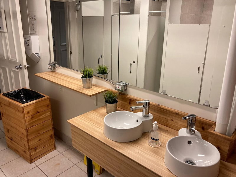 Cambie Downtown Hostel, Vancouver, Canada