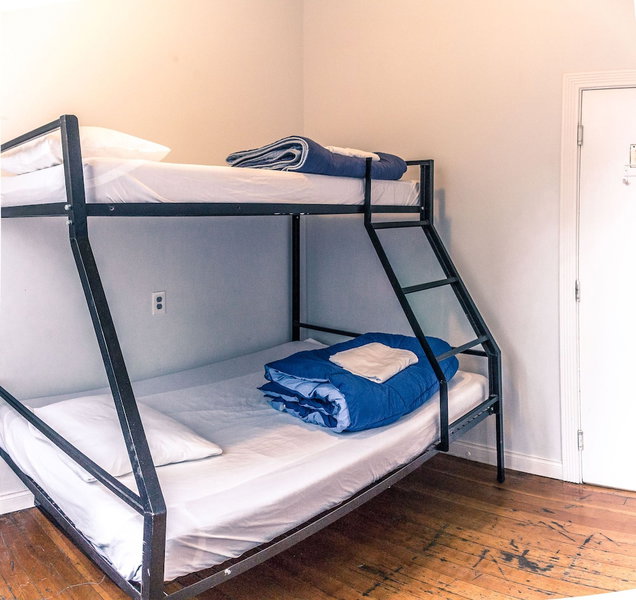 Cambie Downtown Hostel, Vancouver, Canada