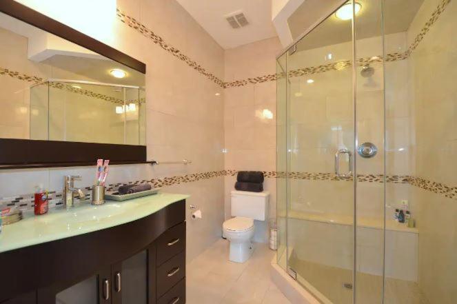 The SoMa Furnished Residences, Hamilton, Canada