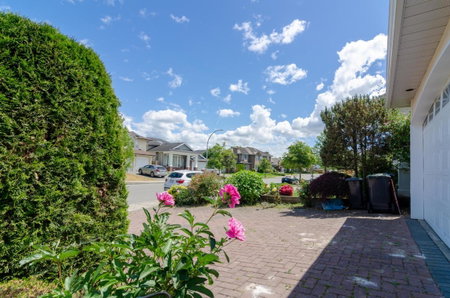 3 Private, spacious, bright rooms in a Gorgeous house, New Westminster, Canada