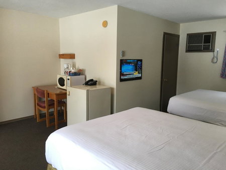 Algonquin Motel, South River, Canada