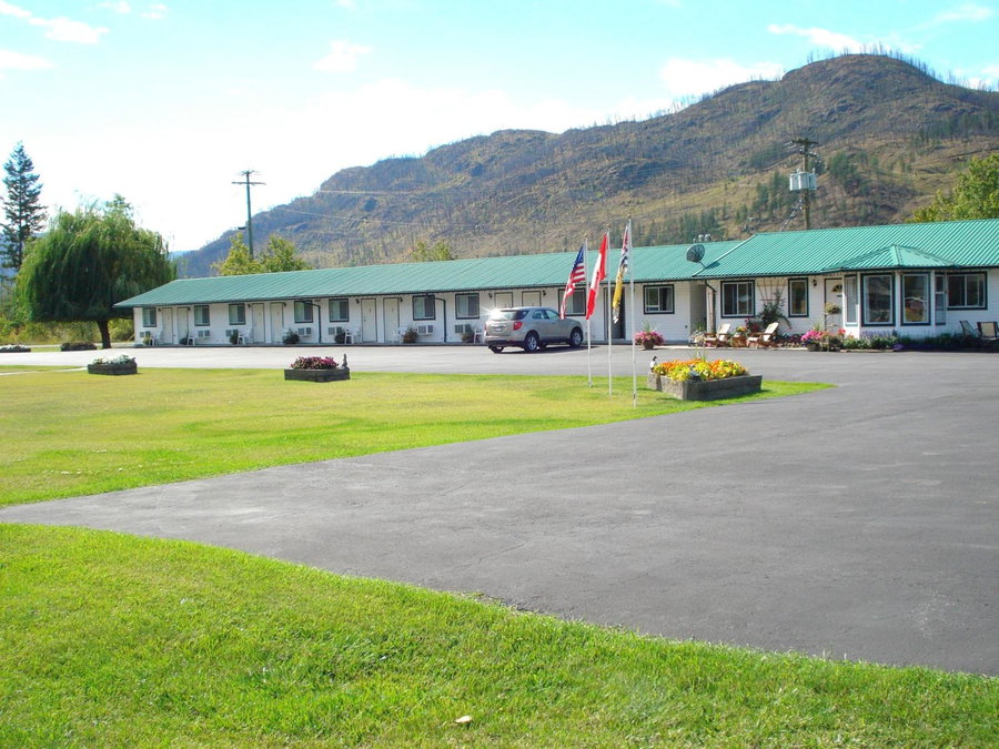 Mountain Springs Motel & RV Park, Barrière, Canada