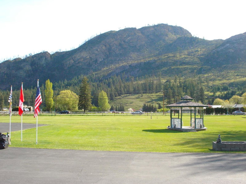 Mountain Springs Motel & RV Park, Barrière, Canada