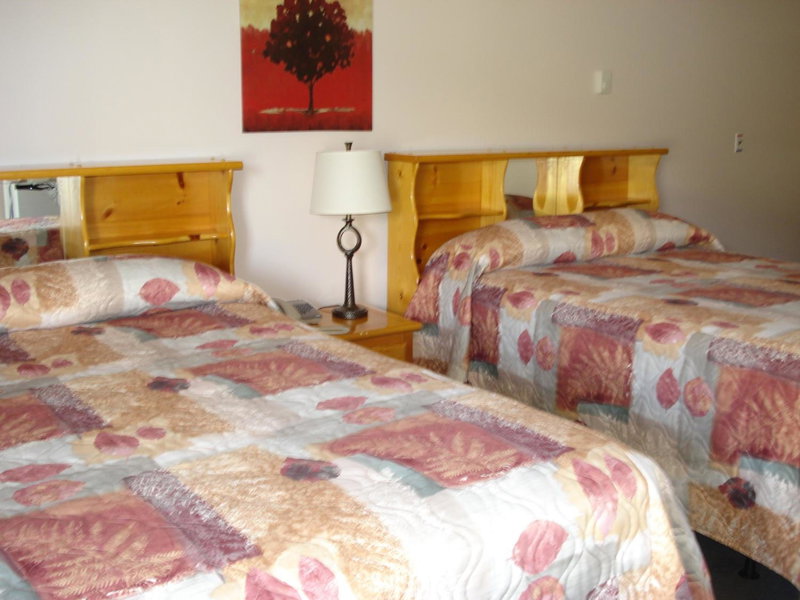 Mountain Springs Motel & RV Park, Barrière, Canada
