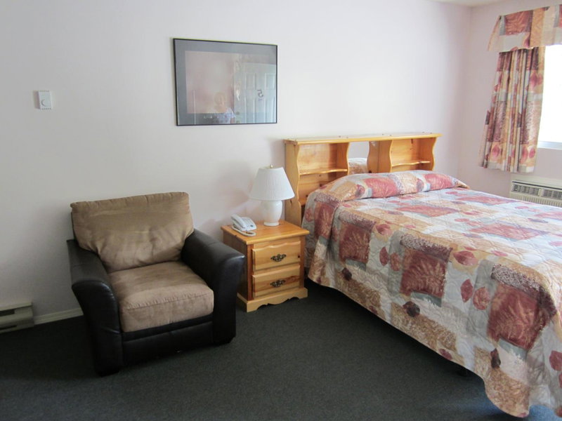 Mountain Springs Motel & RV Park, Barrière, Canada