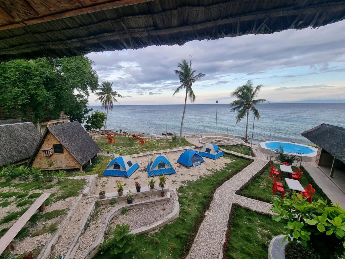 Hagdan Reef Dive Spot by HiveRooms, Philippines