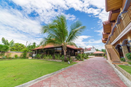 RedDoorz Plus @ Starhomes Olivianville, Tarlac, Philippines