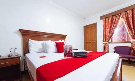 RedDoorz Plus @ Starhomes Olivianville, Tarlac, Philippines