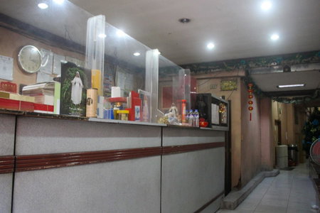 OYO 1011 First Hotel, Manila, Philippines