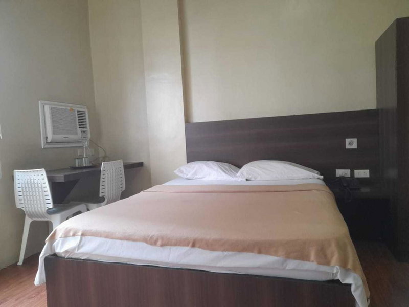 OYO 1011 First Hotel, Manila, Philippines