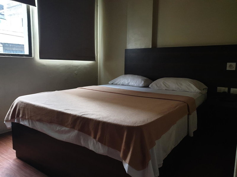 OYO 1011 First Hotel, Manila, Philippines
