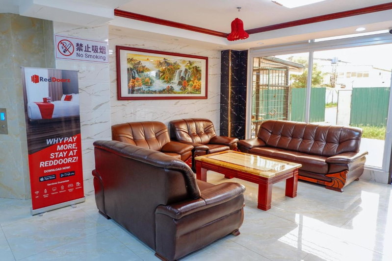 RedDoorz Plus near Camella La Brisa Lapulapu, Cebu City, Philippines