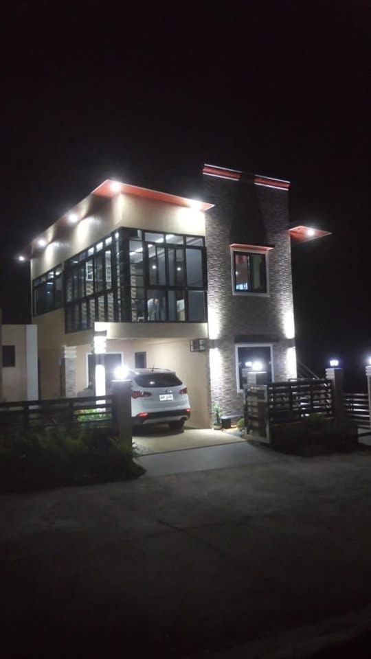Hotel · Tagaytay Suite 2, Tagaytay