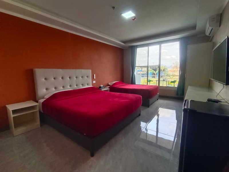 Blue Hotel and Resort, Porac, Philippines