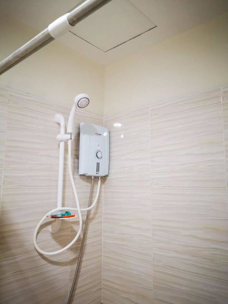 Bamboo Bay Condominium near UC Med & Chong Hua Hospital, CDU School, SM Mall, Ayala Mall and IT Park - studio condo unit, Cebu City, Philippines