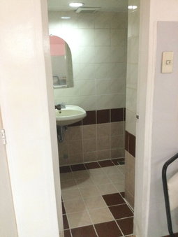OYO 817 Vista Apartelle, Makati, Philippines