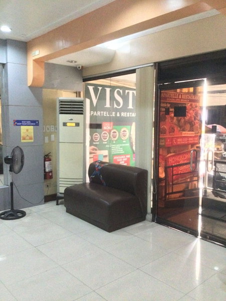 OYO 817 Vista Apartelle, Makati, Philippines