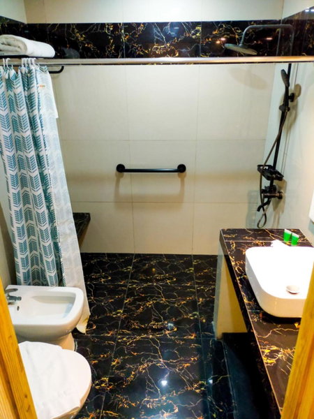Madison Park Hotel, Tacloban, Philippines