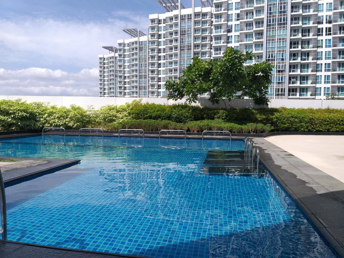 Hotel · Mactan Newtown with Sun Set and Garden View, Cebu City