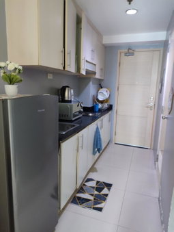 Staycation Infront of Moa Residences Tower A Near Dfa Macapagal, NU Moa, PICC, World Trade, Star City, Ayala Mall, Parqal Mall, NAIA 1,2,3, Manila, Philippines