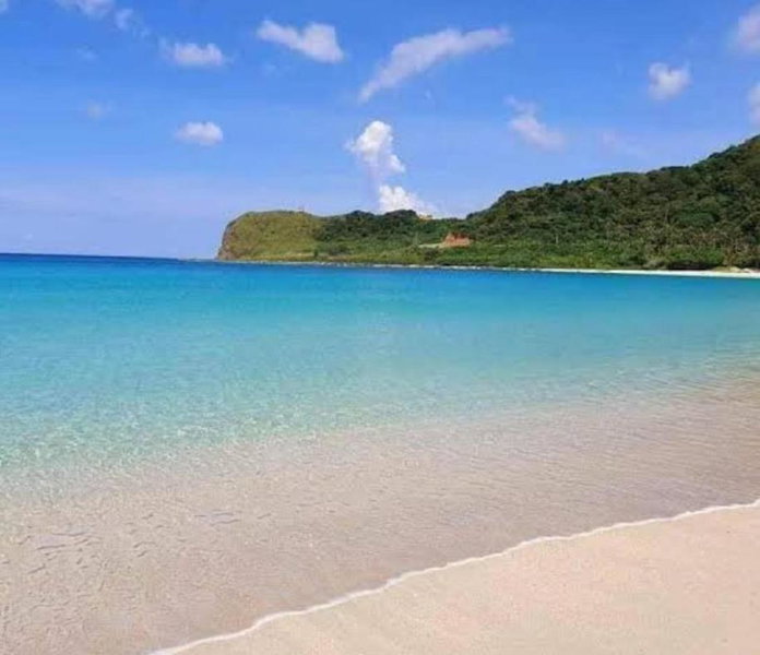 Jay Henry Transient Beach house , A Pagudpud ,BLUE LAGOON BEACH, Pagudpud, Philippines