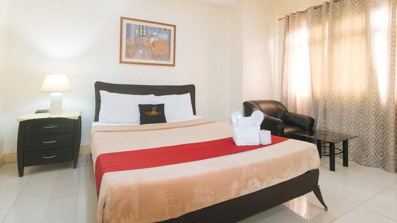 153 Silverio Suites Paranaque City, Manila, Philippines