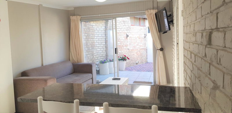 Kelzane Self-Catering, Gonubie, South Africa