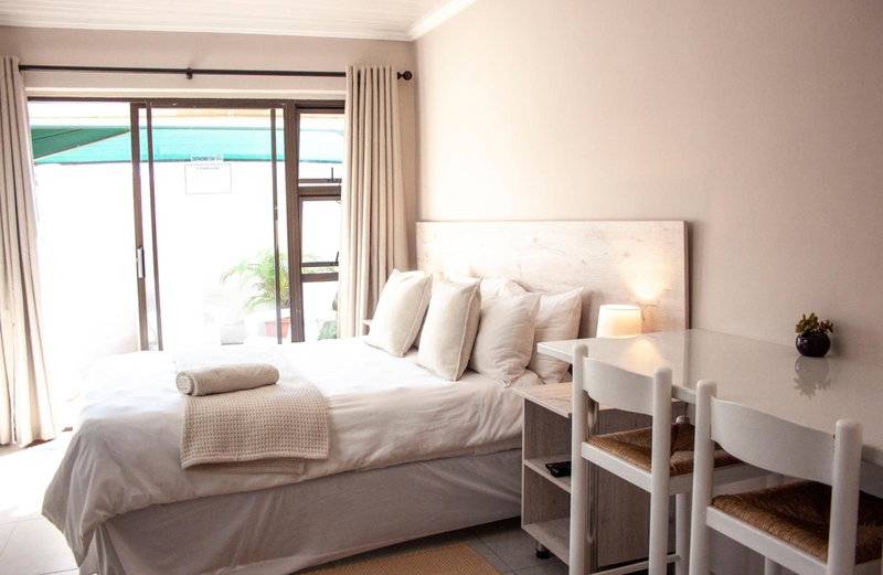Kelzane Self-Catering, Gonubie, South Africa