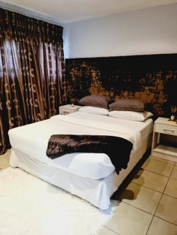 Finna's lovely 1-bedroom open plan vacation home., Germiston, South Africa