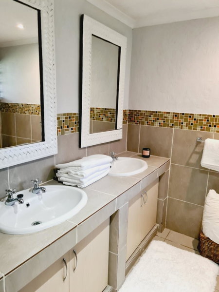 Finna's lovely 1-bedroom open plan vacation home., Germiston, South Africa