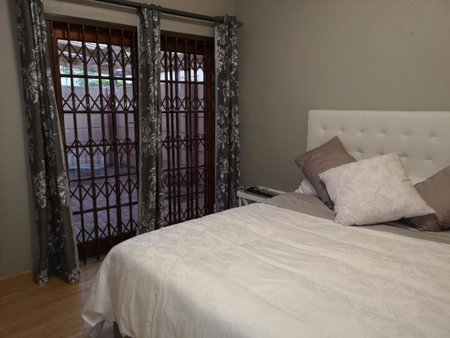 TwinnPalms Accommodation, Cape Town, South Africa