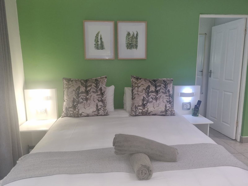 Eland Place Self Catering Guest House, Beacon Bay, South Africa