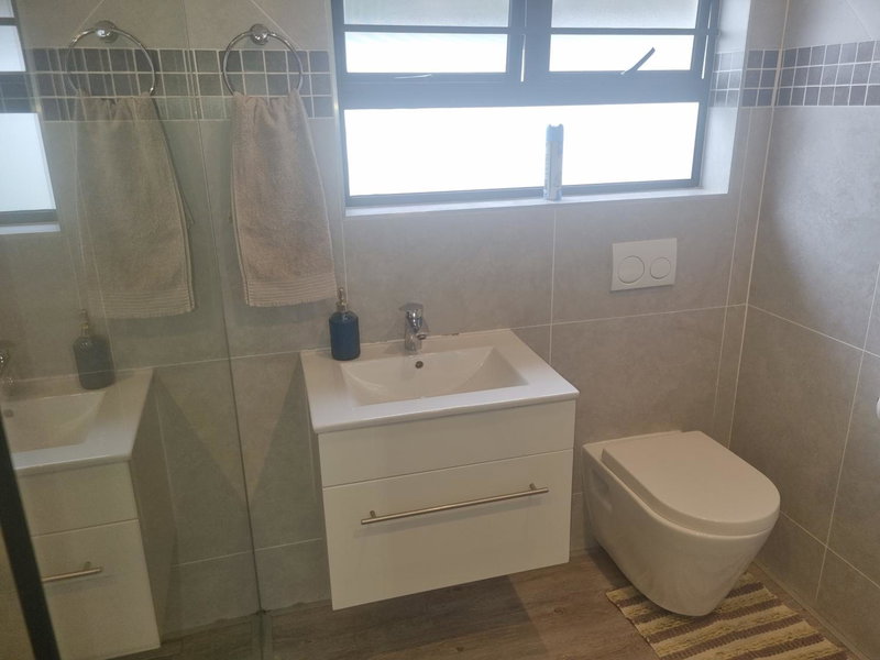 Eland Place Self Catering Guest House, Beacon Bay, South Africa