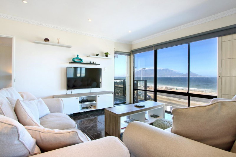 Cap Du Mont Cape Town, Bloubergstrand, South Africa
